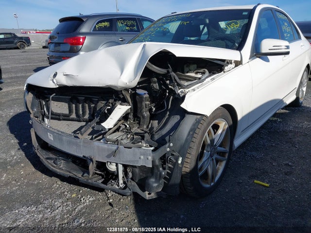 WDDGF8AB2EA943543 Mercedes-Benz C-Class