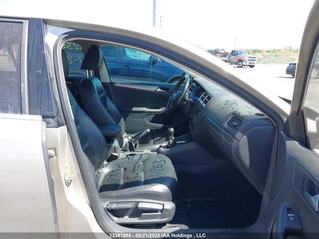 3VW3A7AJ8FM263155 Volkswagen Tdi
