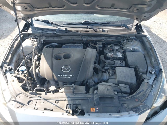 JM1BM1U75E1139715 Mazda pe
