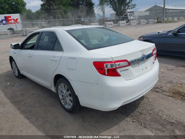 2013 Toyota Camry Hybrid/le/xle მანქანა იყიდება აუქციონზე, vin: 4T1BD1FKXDU077822, აუქციონის ნომერი: 12381938