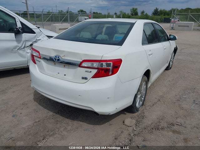2013 Toyota Camry Hybrid/le/xle მანქანა იყიდება აუქციონზე, vin: 4T1BD1FKXDU077822, აუქციონის ნომერი: 12381938