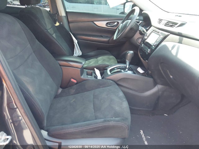 5N1AT2MV6GC845209 Nissan Rogue