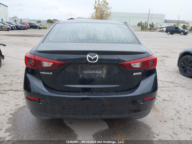 3MZBM1V74FM213951 Mazda pe