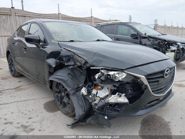 3MZBM1V74FM213951 Mazda pe