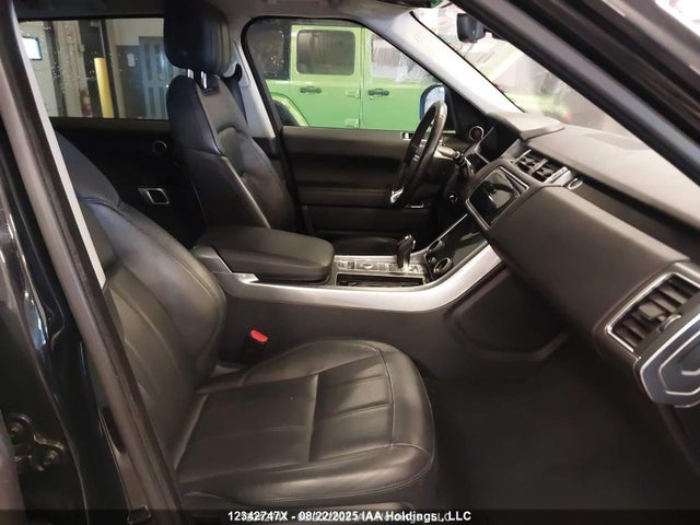 SALWG2RK3JA187924 Land Rover tdv6