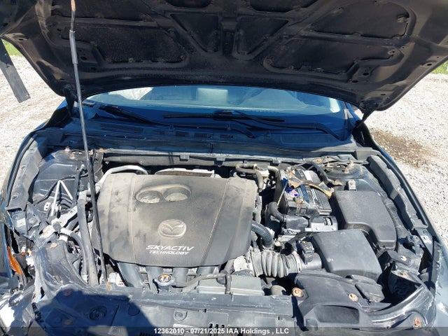 3MZBM1L78GM274983 Mazda pe
