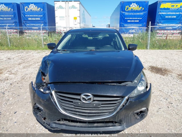 3MZBM1L78GM274983 Mazda pe