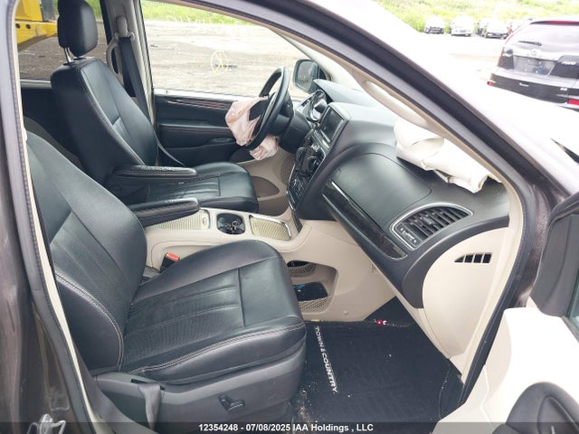 Chrysler 2015 2015 2C4RC1CG9FR626156 Image 5
