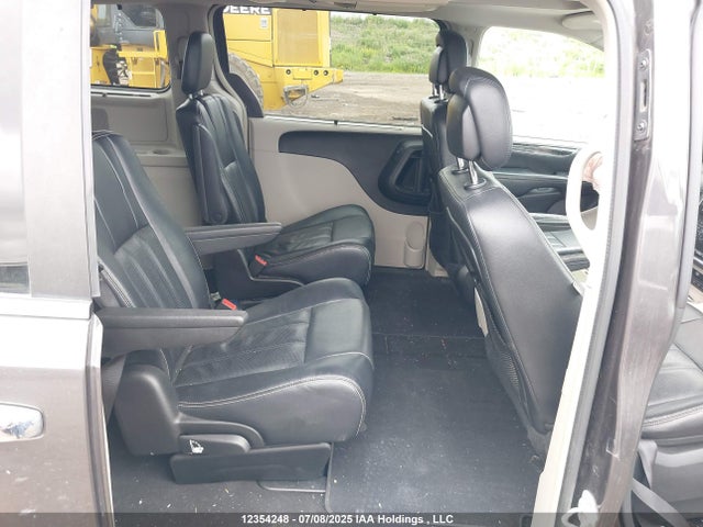 Chrysler 2015 2015 2C4RC1CG9FR626156 Image 8
