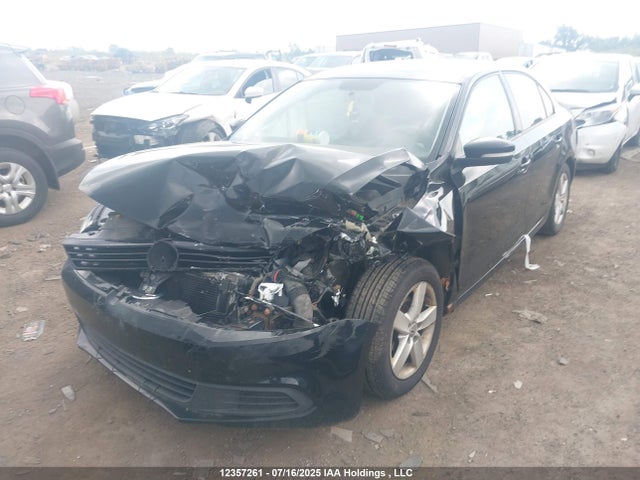 Volkswagen 2014 2014 3VW2K7AJ7EM355526 Image 2
