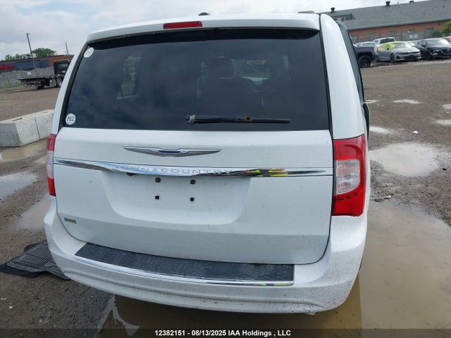 2C4RC1BG0ER336226 Chrysler Town and Country