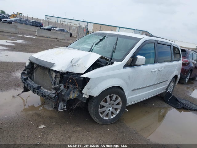 2C4RC1BG0ER336226 Chrysler Town and Country