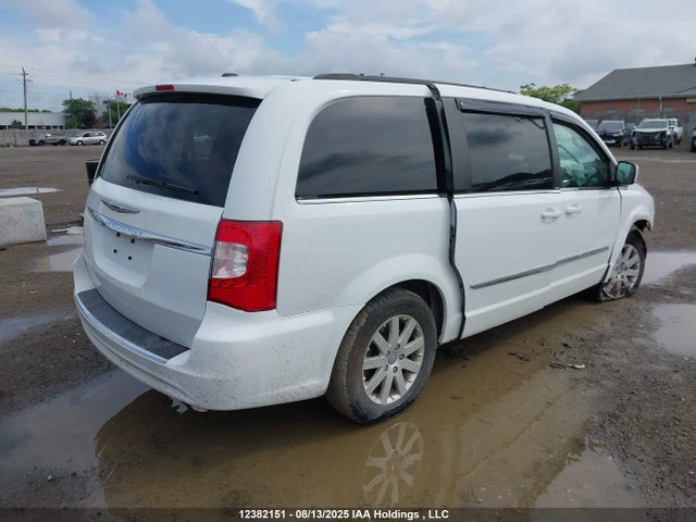 2C4RC1BG0ER336226 Chrysler Town and Country
