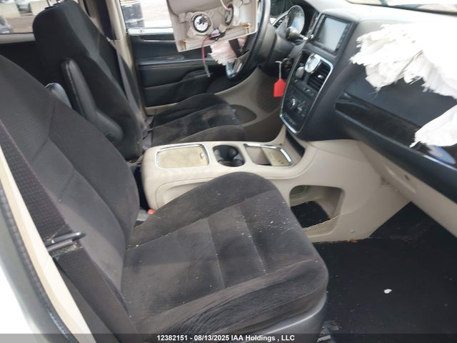 2C4RC1BG0ER336226 Chrysler Town and Country