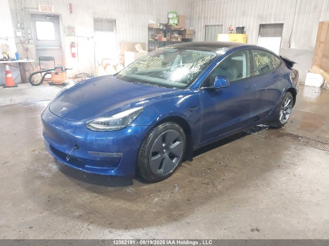 Tesla MODEL 3 2022 5YJ3E1EA8NF205855 Image 2