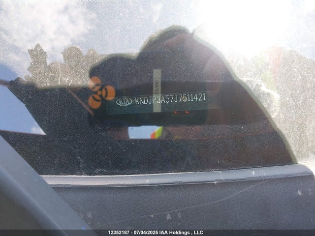 KIA g 2018 KNDJP3A57J7511421 Image 9