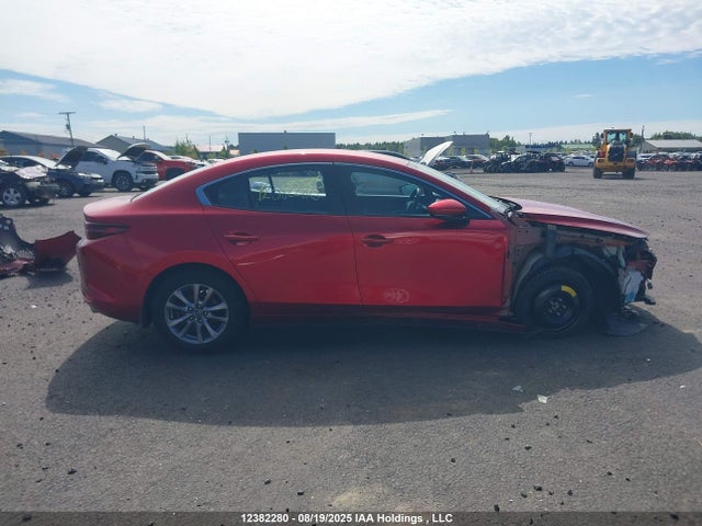 JM1BPACL9K1112602 Mazda py