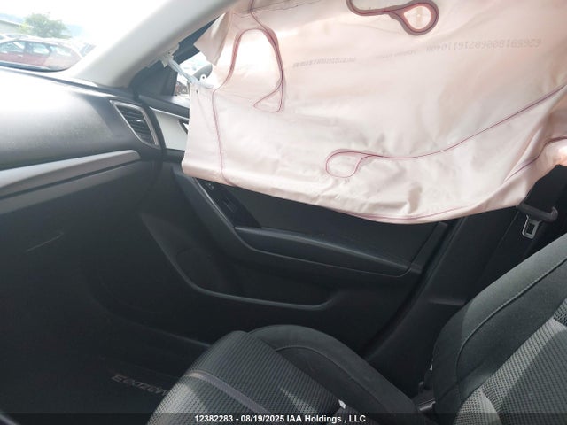 JM1BN1L72H1140260 Mazda pe