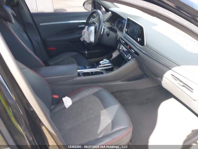 2022 Hyundai Sonata Sel Plus მანქანა იყიდება აუქციონზე, vin: 5NPEJ4J21NH136688, აუქციონის ნომერი: 12382293