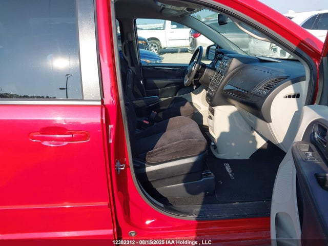2C4RDGBG7ER368705 Dodge Grand Caravan