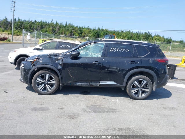 JN8BT3CB9NW332655 Nissan Rogue