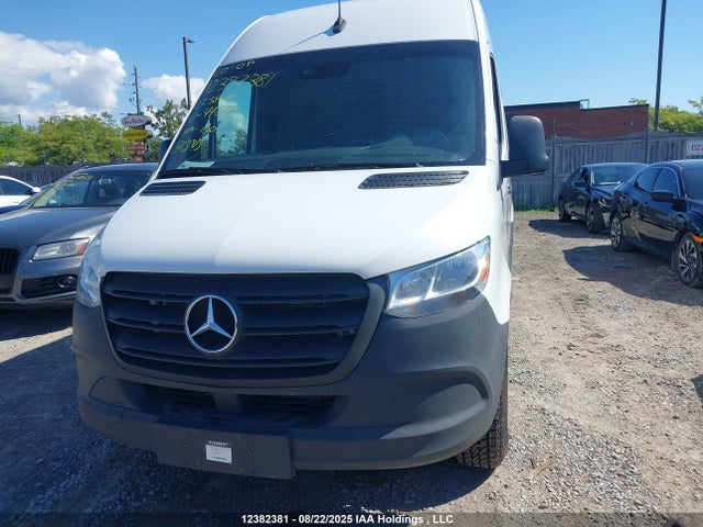 Mercedes-Benz om642 2022 W1Y4EBHY3NP448770 Image 11