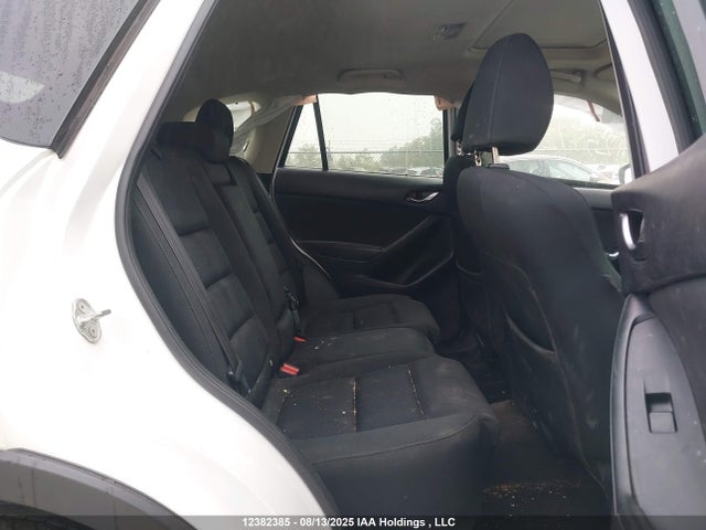 JM3KE4CY1G0609344 Mazda py