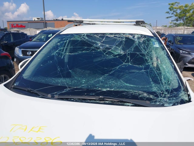 Nissan 2016 2016 5N1AT2MT2GC803781 Image 18