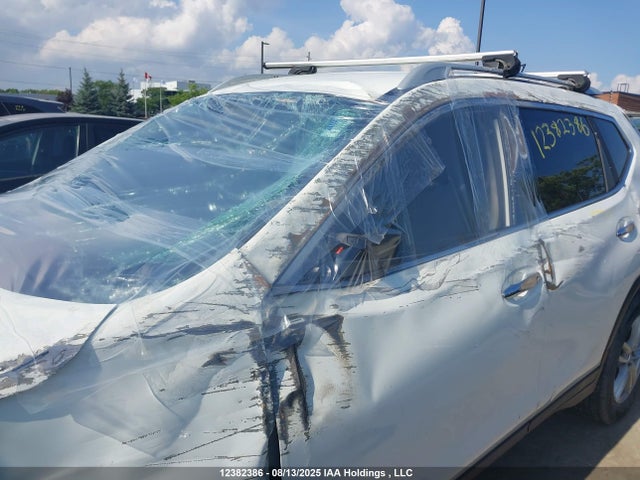 Nissan 2016 2016 5N1AT2MT2GC803781 Image 21