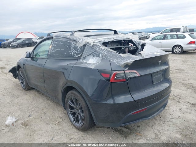 7SAYGDEE9RF989878 Tesla 2024