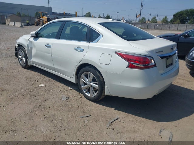 1N4AL3AP8EN338254 Nissan 2014