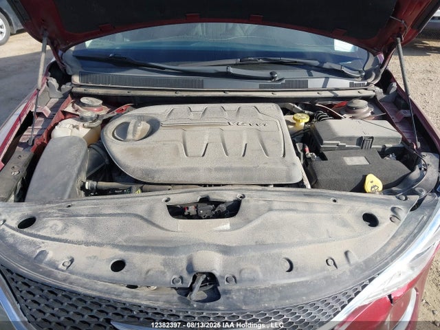 1C3CCCAG2FN736875 Chrysler 200