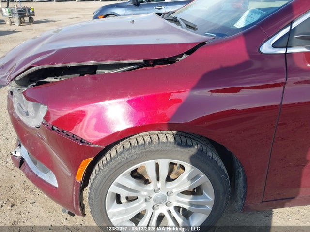 1C3CCCAG2FN736875 Chrysler 200