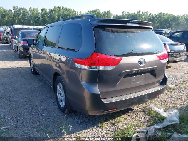 5TDKK3DC5ES517940 Toyota 2gr-fks