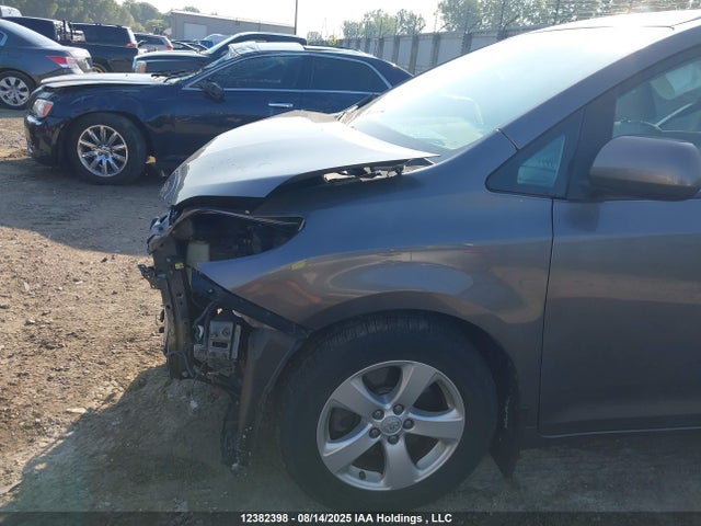 5TDKK3DC5ES517940 Toyota 2gr-fks