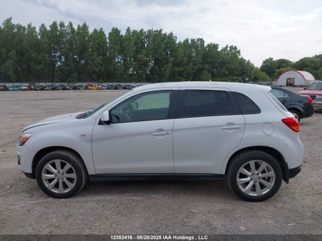 Mitsubishi dohc mivec 2015 4A4AR3AU2FE037617 Image 14