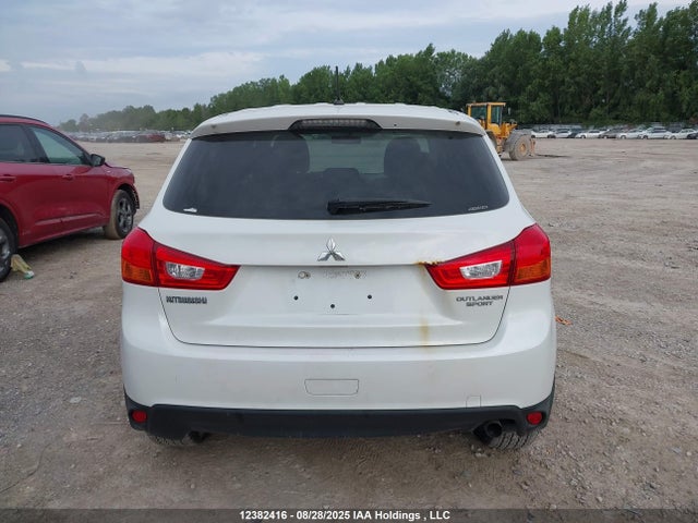 Mitsubishi dohc mivec 2015 4A4AR3AU2FE037617 Image 16