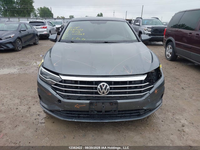 3VWE57BU4KM022869 Volkswagen 1.8 tsi