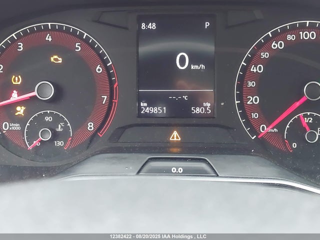 3VWE57BU4KM022869 Volkswagen 1.8 tsi