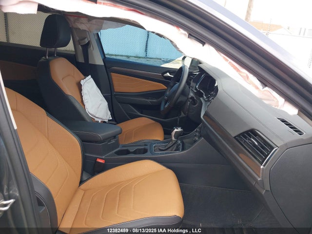 3VWGM7BU5RM100369 Volkswagen tsi