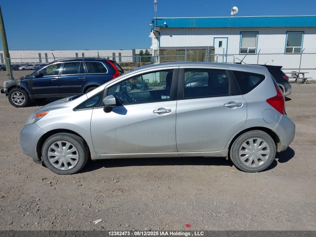 Nissan 2015 2015 3N1CE2CP2FL356435 Image 15