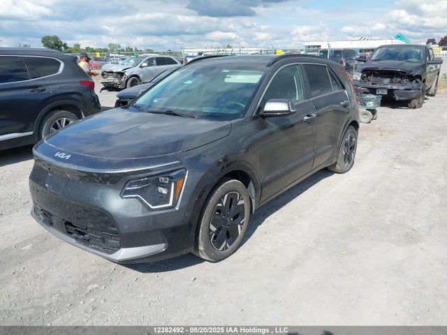 KNDCT3L11P5054852 KIA Niro