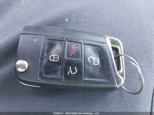 3VV2B7AX7KM085086 Volkswagen Tiguan
