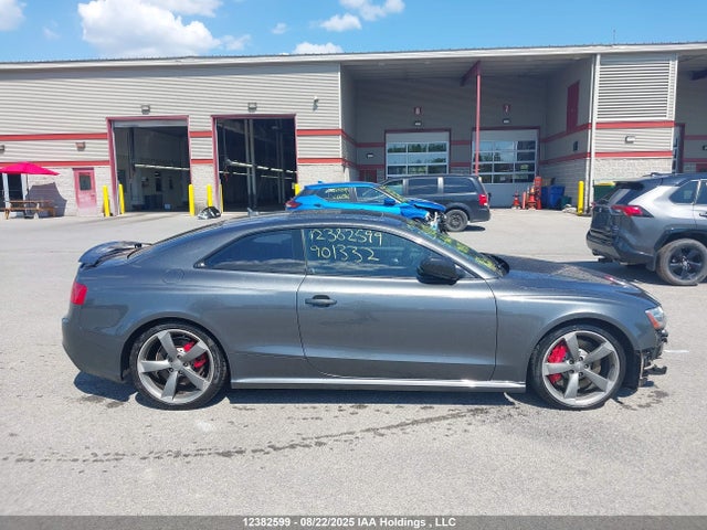 Audi RS 5 2015 WUAC6BFRXFA901332 Image 14
