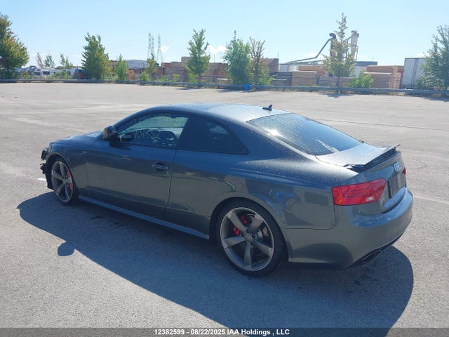 Audi RS 5 2015 WUAC6BFRXFA901332 Image 3