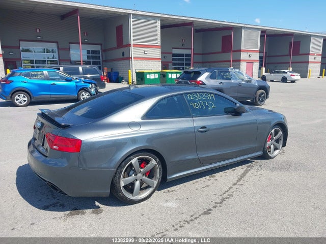 Audi RS 5 2015 WUAC6BFRXFA901332 Image 4