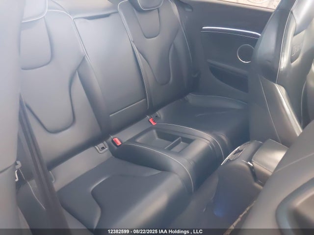 Audi RS 5 2015 WUAC6BFRXFA901332 Image 8