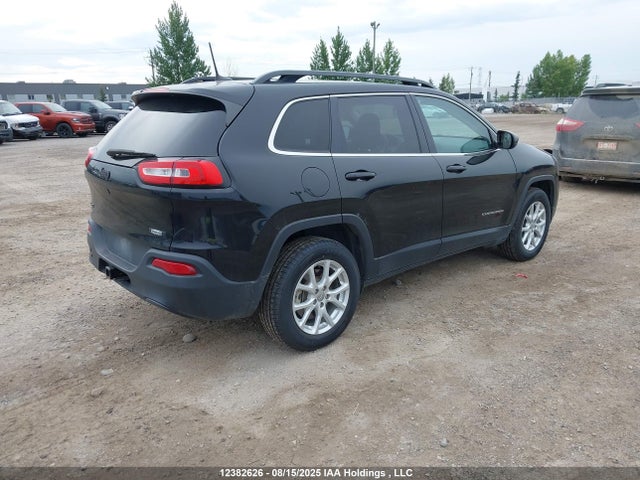 1C4PJMCB1JD592292 Jeep Cherokee