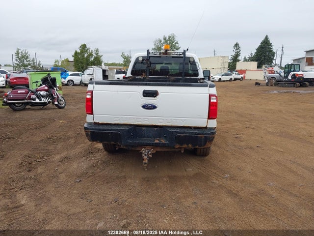 Ford F-250 2016 1FT7W2B6XGEC34976 Image 16