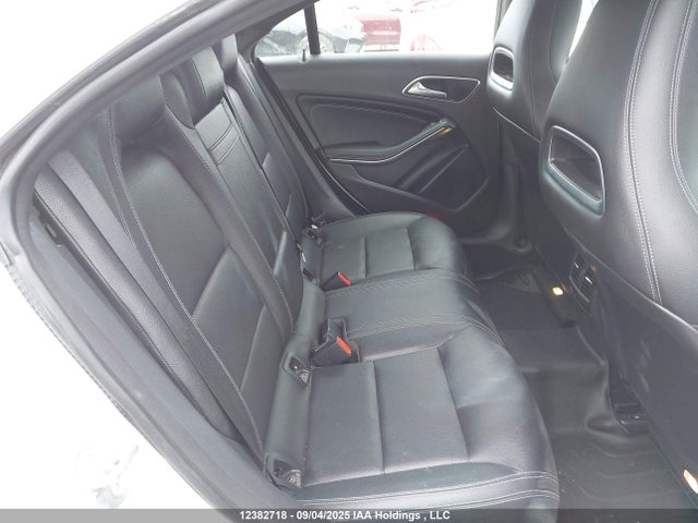 WDDSJ4GB6JN645203 Mercedes-Benz CLA-Class